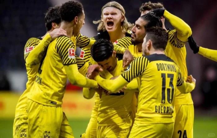 开云平台-包含弗赖堡客场不敌对手，德甲保级形势扑朔迷离的词条