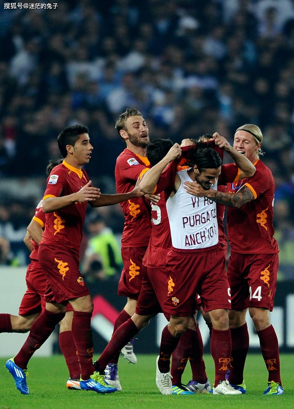 开云体育入口-意甲赛场风起云涌，豪门对决令人期待