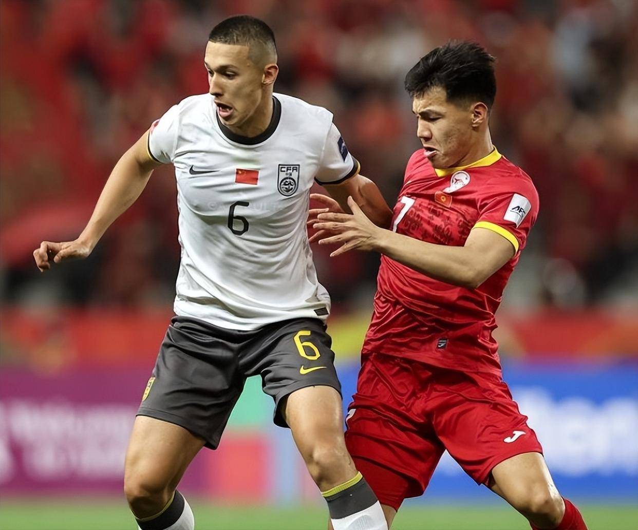 国际足坛热潮瞩目强队力建奇谋