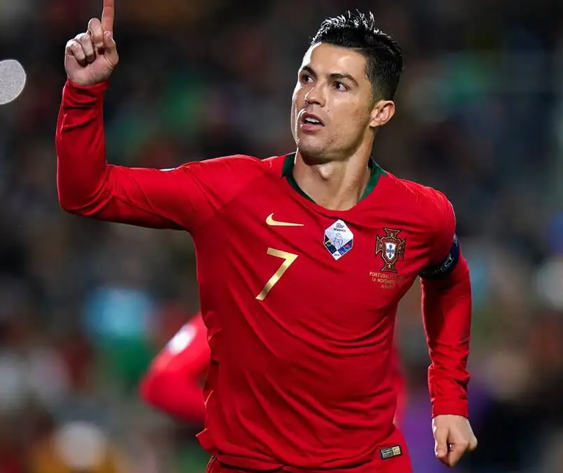 开云体育官网-希腊逆转北马其顿，成功挺进八强