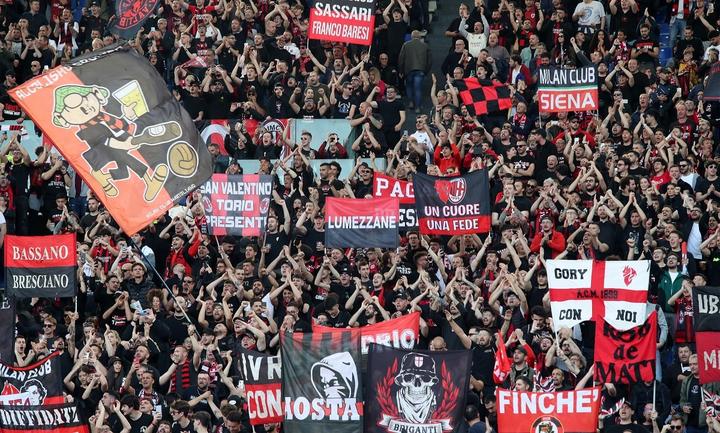 包含AC米兰主场失利引发球迷不满的词条