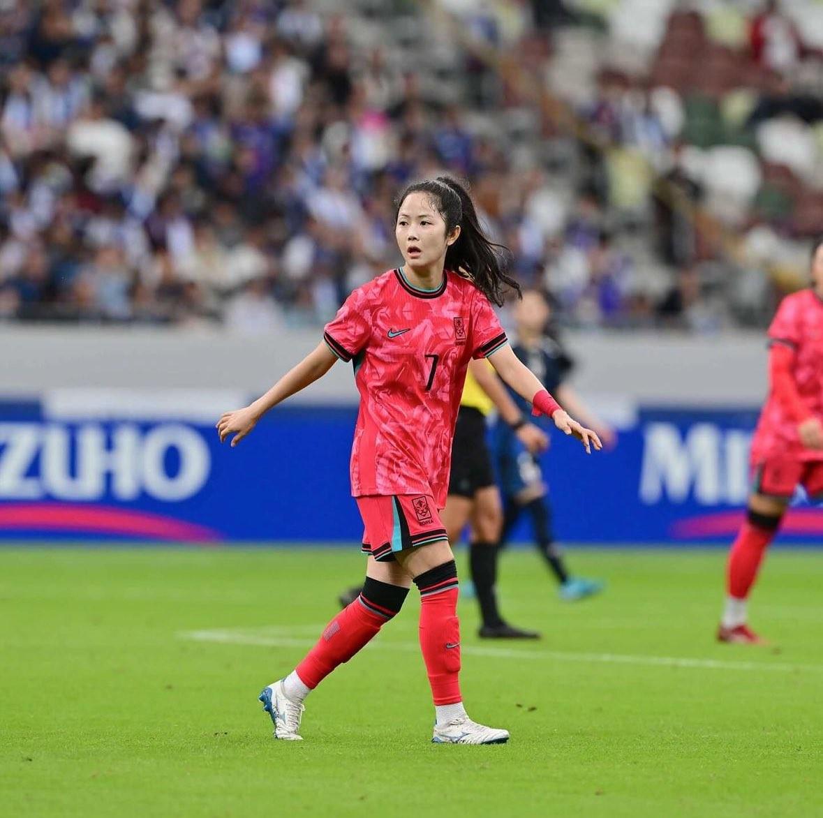 关于加拿大女足全取三分，展现出色发挥的信息