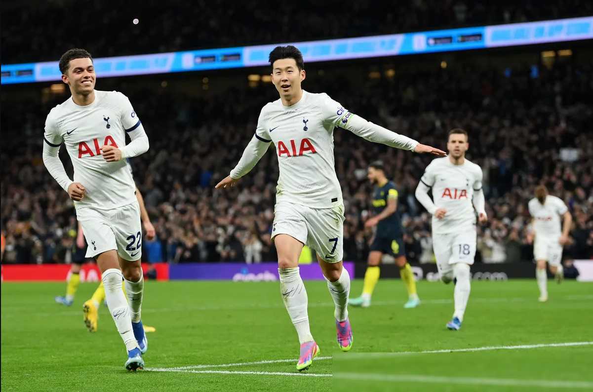 开云体育下载-西汉姆联上演大逆转，喜获关键胜利的简单介绍