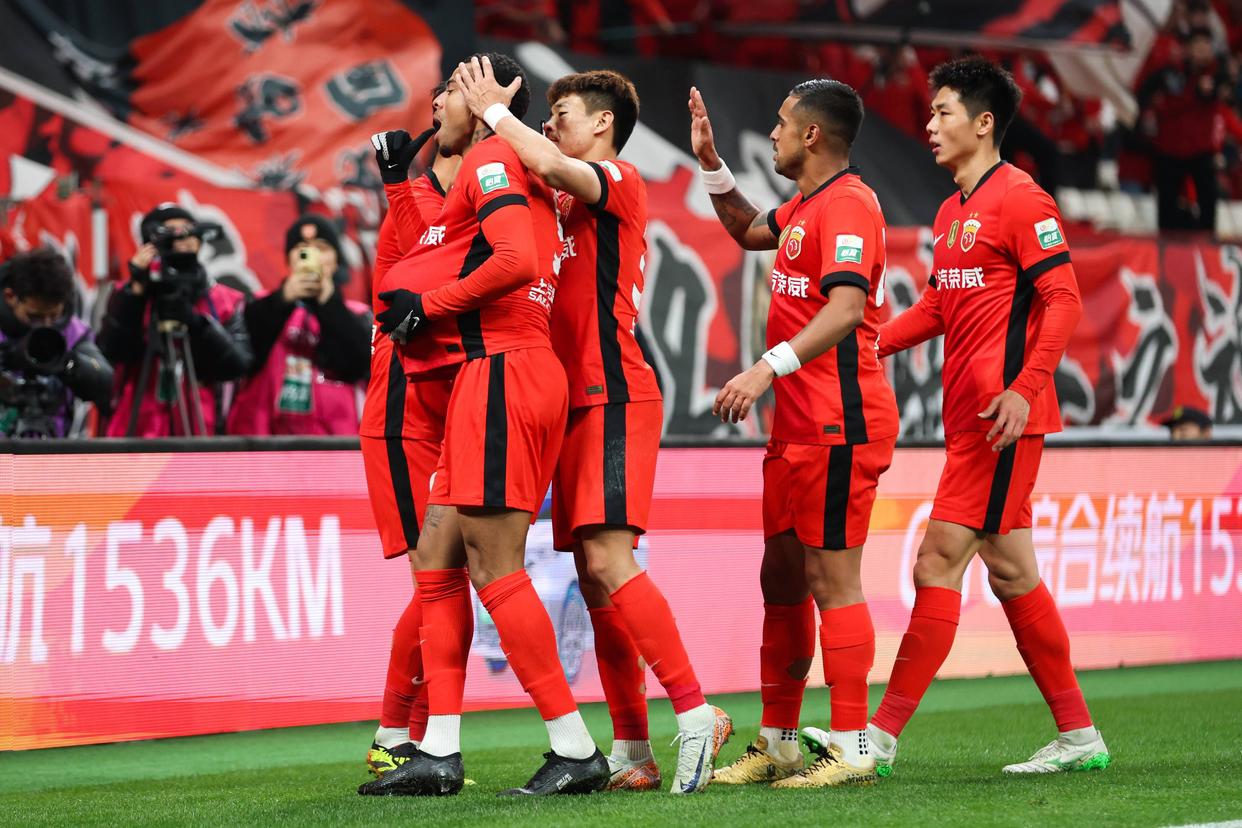 开云体育官方网站-包含中超赛场上频现惊艳进球瞬间，赛季激烈开启的词条