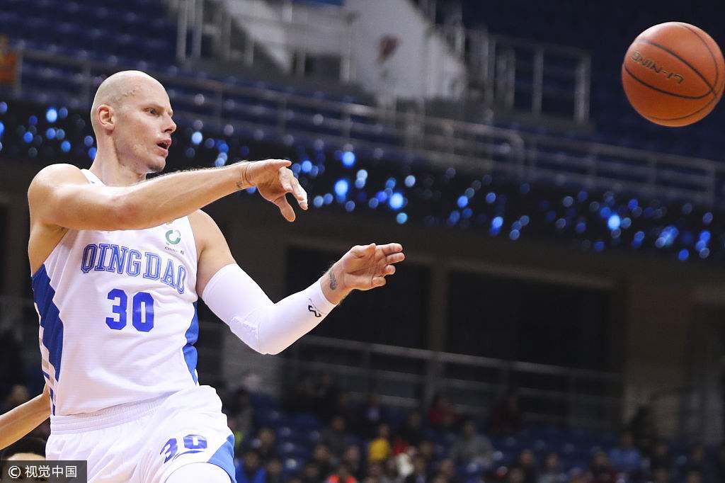 开云官网-波兰队遭遇困难：球员意外受伤