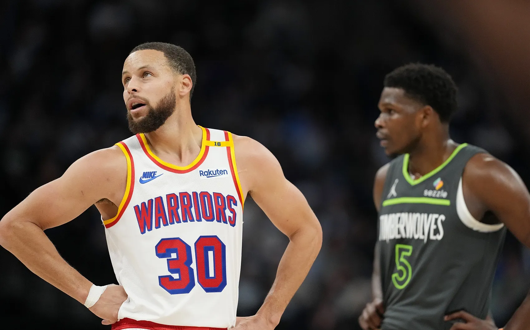 三分球绝杀！西部劲旅击败对手，取得胜利