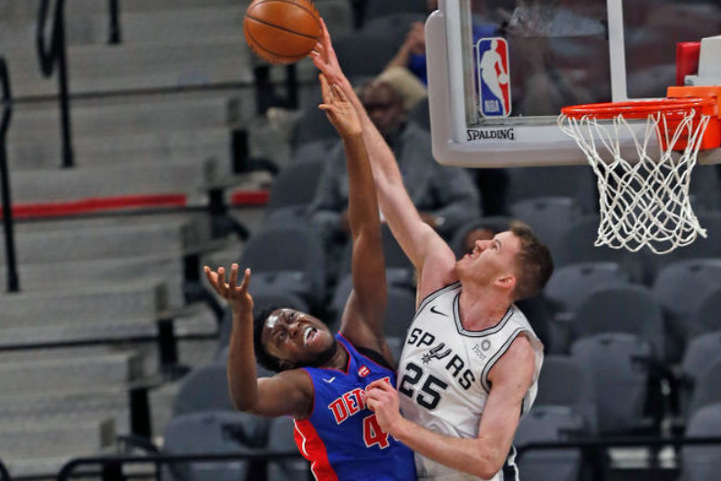 森林狼主场惨败篮网，西部垫底位置难有改观的简单介绍