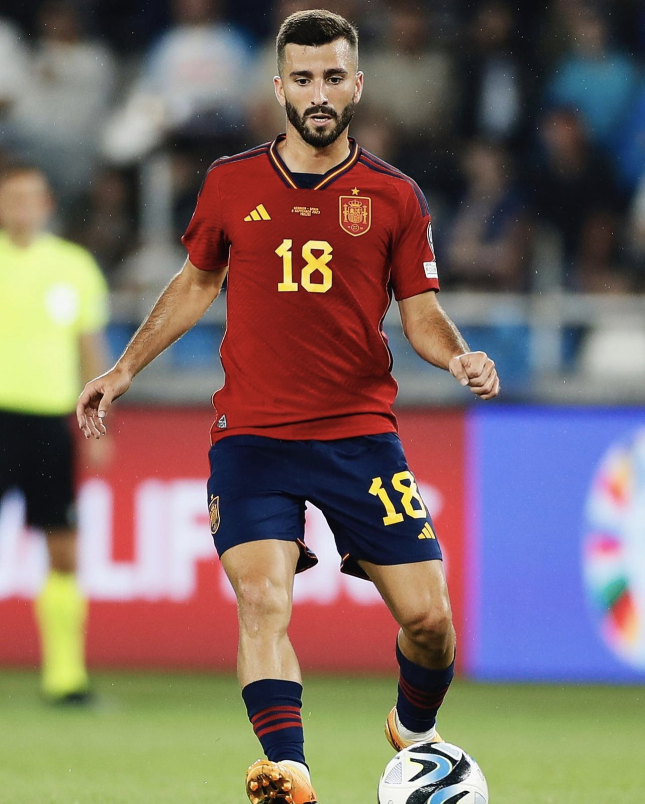 关于塞尔维亚选手表现突出获得足球冠军的信息 关于塞尔维亚选手表现突出获得足球冠军的信息