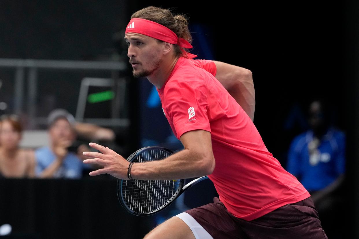 世界网球队完胜澳大利亚网球队，兹维列夫统治全场的简单介绍