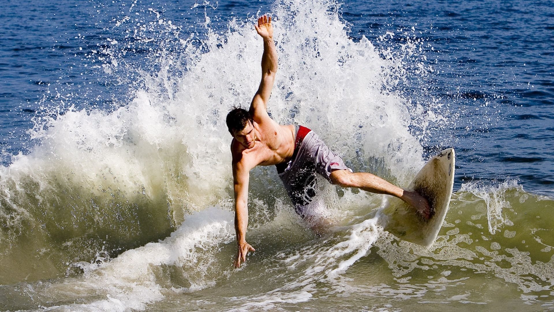 开云体育在线-驭风者巴雷拉，新赛季揭幕战之夜的个人能力宣言