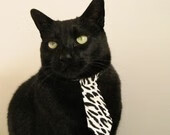 足球世界的双重奏,当暴力美学终结童话,智慧引擎接管冠军