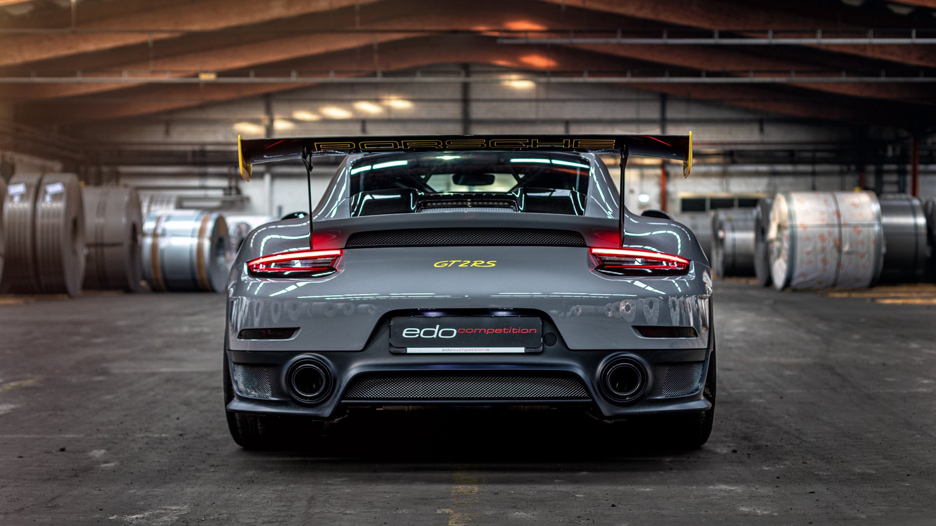 引擎轰鸣，新王加冕，马克西在揭幕战之夜写就统治宣言