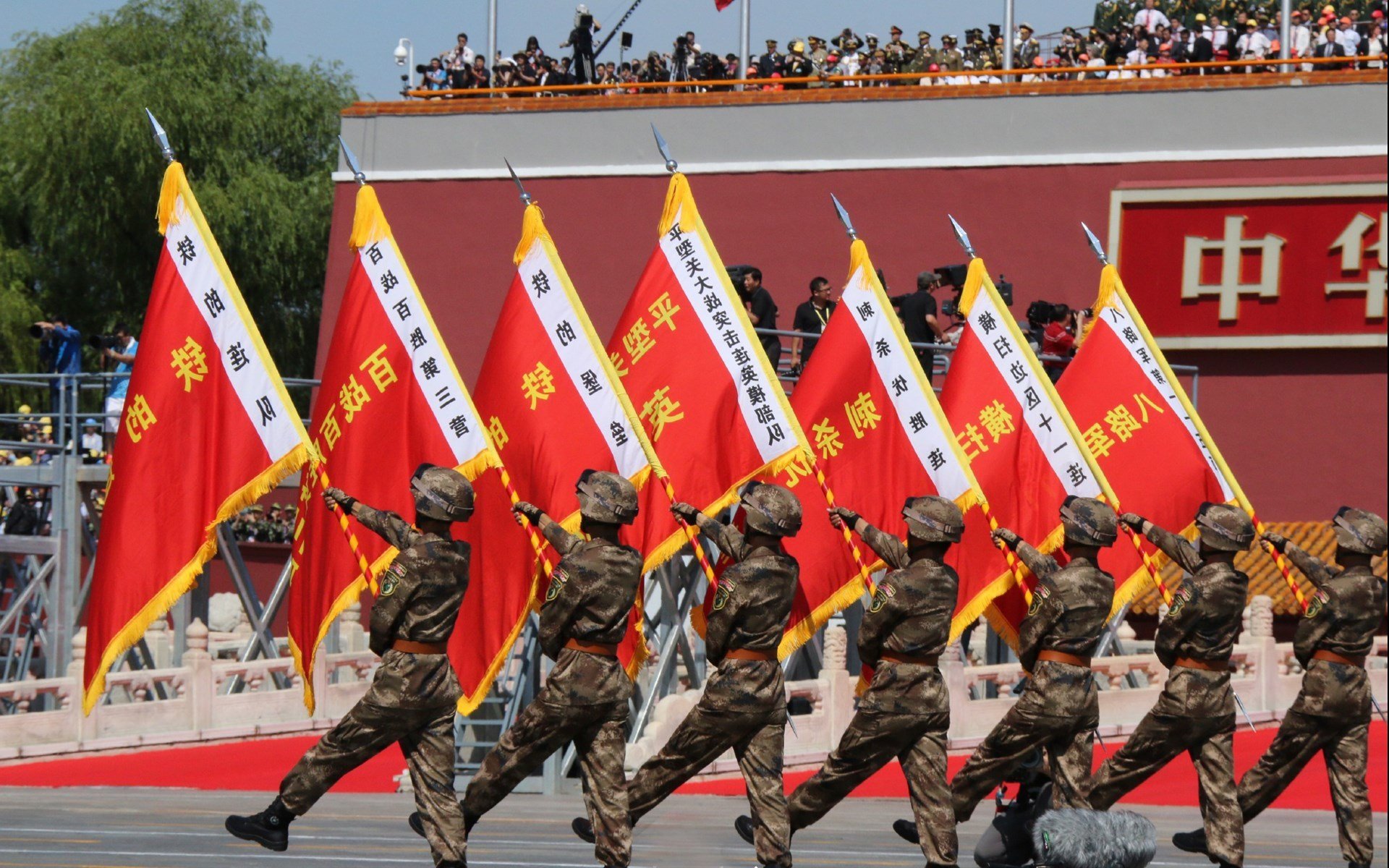冰锋绝杀,2026世界杯G组关键战,芬兰险胜越南,苏亚雷斯带队书写压哨传奇
